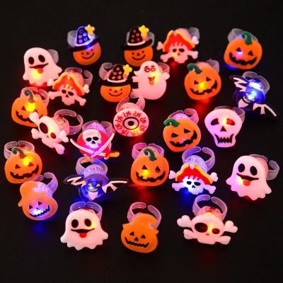  Nhẫn Đèn Led Đồ Chơi Phát Sáng Hình Đầu Lâu /Hải Tặc/ Bí Ngô Dễ Thương Trang Trí Halloween Cho Trẻ Em